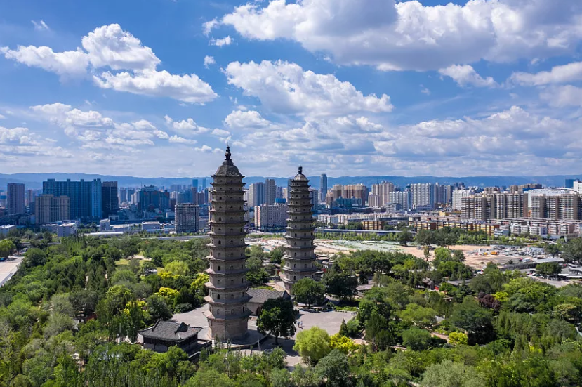 山西的温馨日常,友情与家的故事