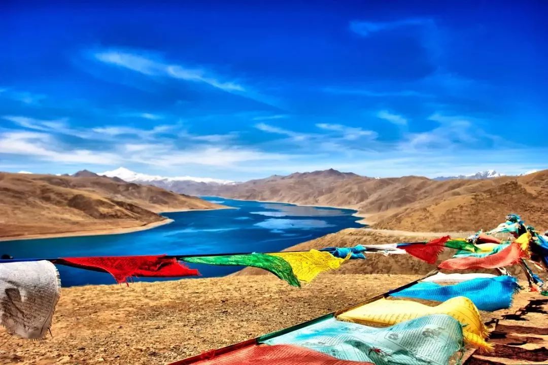 探寻西藏的神秘魅力——播音稿