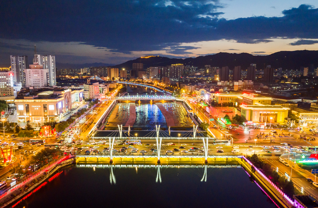 张家口，绿色发展新标杆，冬奥盛会映照城市魅力